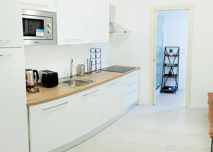 Minerva Boutique 4 *