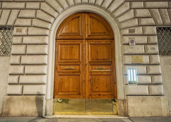 Minerva Boutique 4 Rom